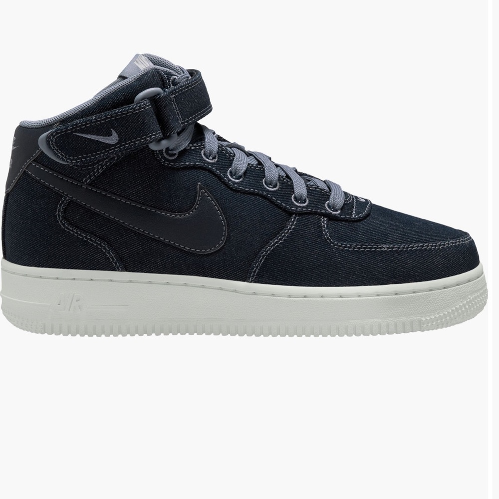 Nike Air Force 1 ‘07 Mid Sneakers - brand new!